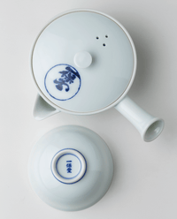 Hasami-yaki Tea Set (1 teapot and 5 cups)